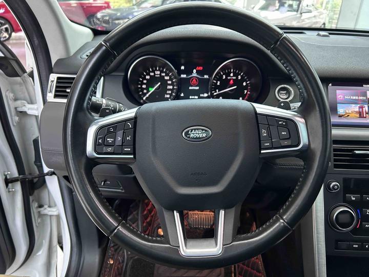 Discovery Sport 2018 240PS HSE photo 2