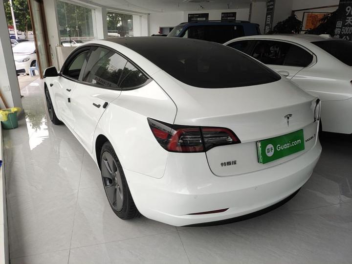 Model 3 2022 RWD photo 4