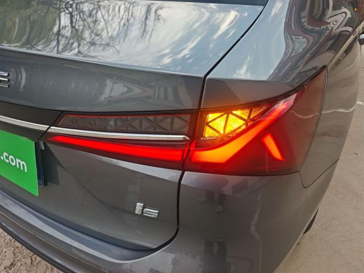 i5 2023 1.5L CVT Luxury photo 7