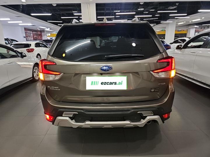 Forester 2021 2.0i Luxury photo 3