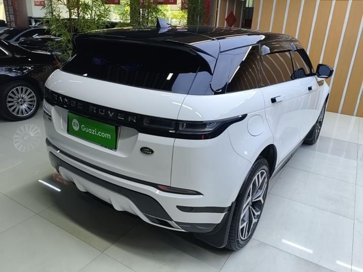 Range Rover Evoque EV 2022 Evoque L P300e photo 4