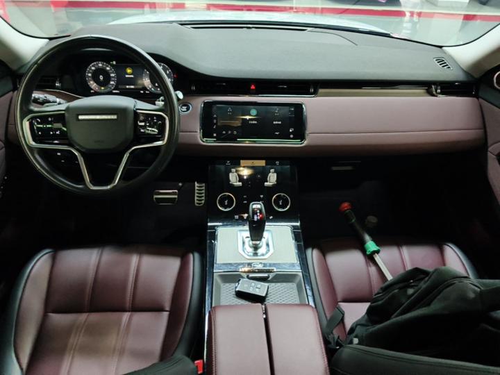 Range Rover Evoque 2023 Evoque L 249PS Luxury photo 5