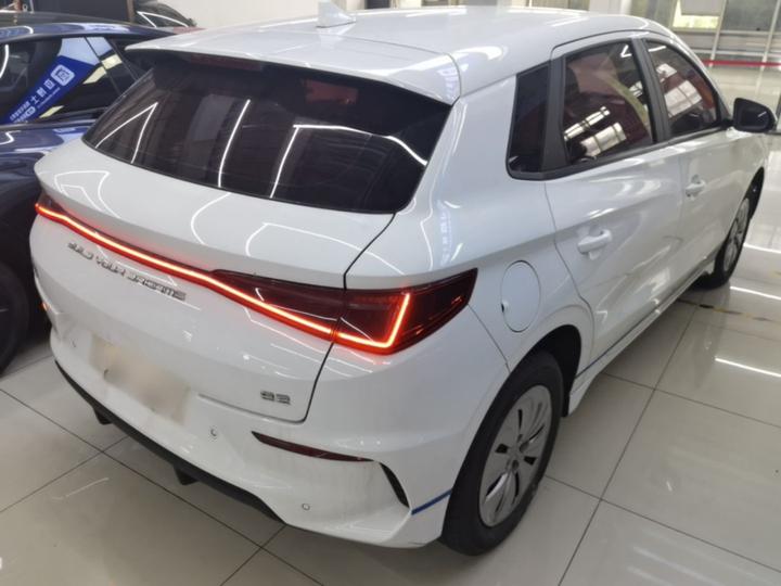 e2 2020 Upgraded Standard Range Standard photo 4