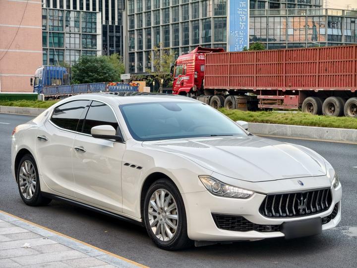 Ghibli 2019 3.0T Standard China V photo 3