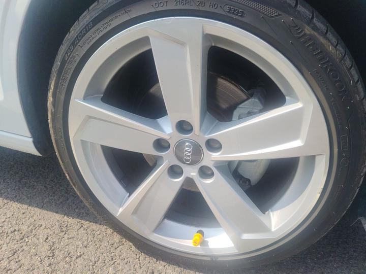 A3 2018 30 Anniversary Limousine 35 TFSI photo 8