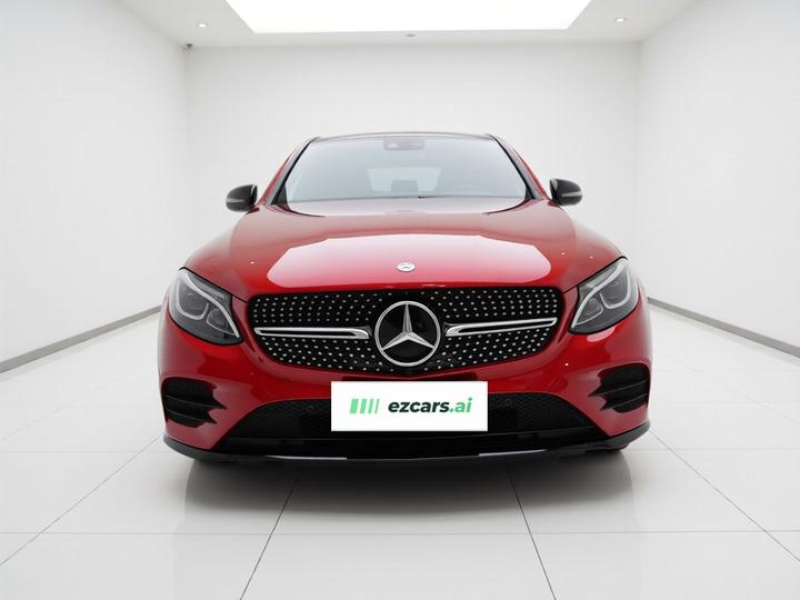 GLC Coupe 2017 GLC 260 4MATIC Coupe SUV photo 2