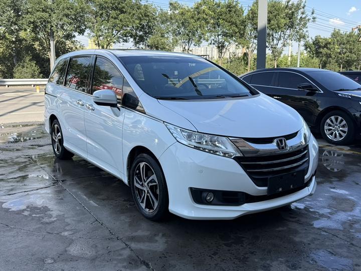 Odyssey 2015 Facelift 2.4L Smart photo 3