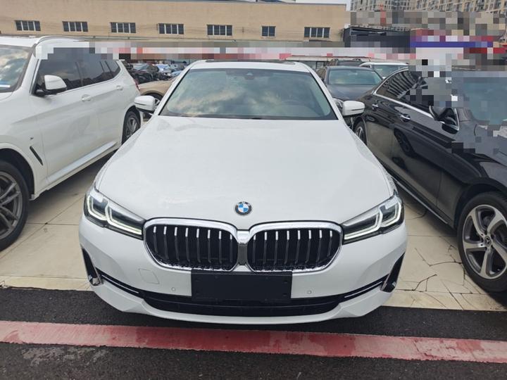 5 Series 2022 Facelift 530Li xDrive Luxury photo 2