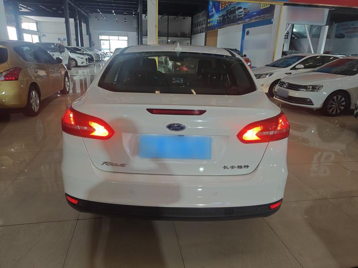 Focus 2017 Sedan 1.6L AT Fashion photo 3