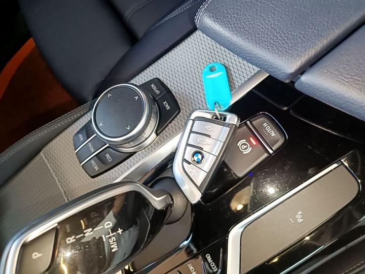 5 Series Imported 2019 Facelift 525i M Sport Package photo 8