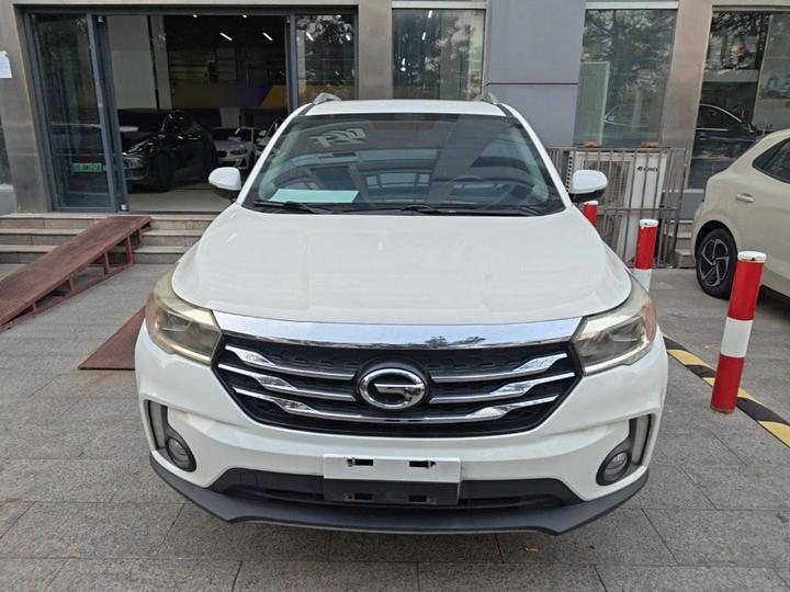 GAC Trumpchi GS4 2017 235T MT RWD Luxury photo 2