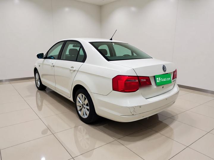 2015 1.4L MT Comfort photo 4