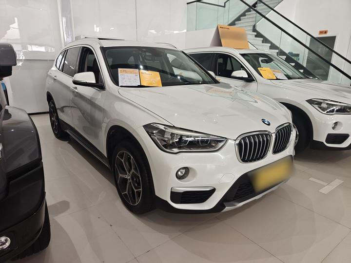 X1 2019 sDrive18Li Exclusive photo 3