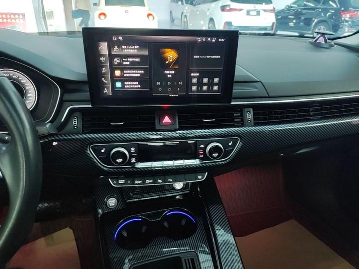 A4L 2022 40 TFSI Luxury Dynamic photo 8