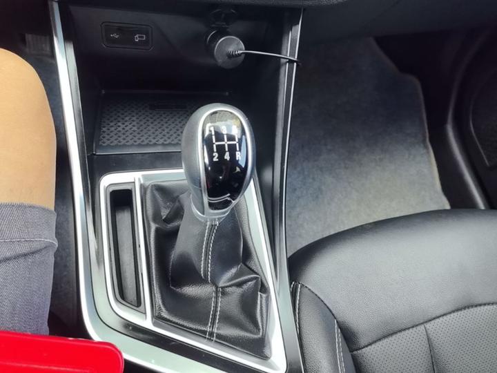 Vision X3 2019 Upgraded 1.5L MT Elite photo 8
