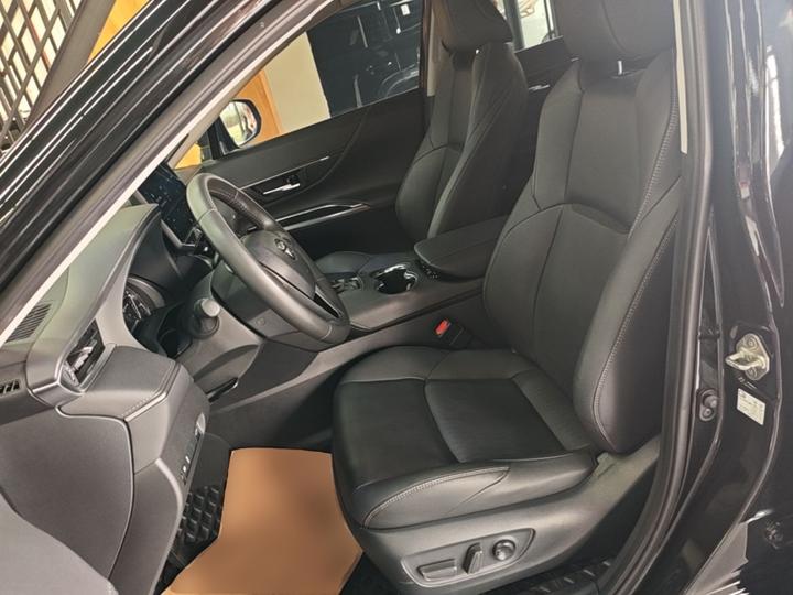 2022 2.0L CVT RWD Premium photo 6