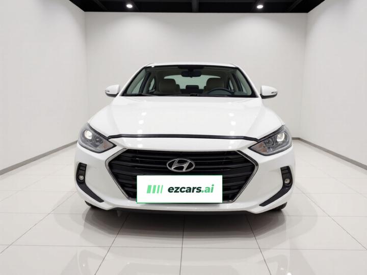 Elantra 2016 1.6L AT Smart Elite photo 2