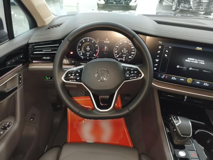 Touareg 2022 3.0TSI Sport Package photo 6