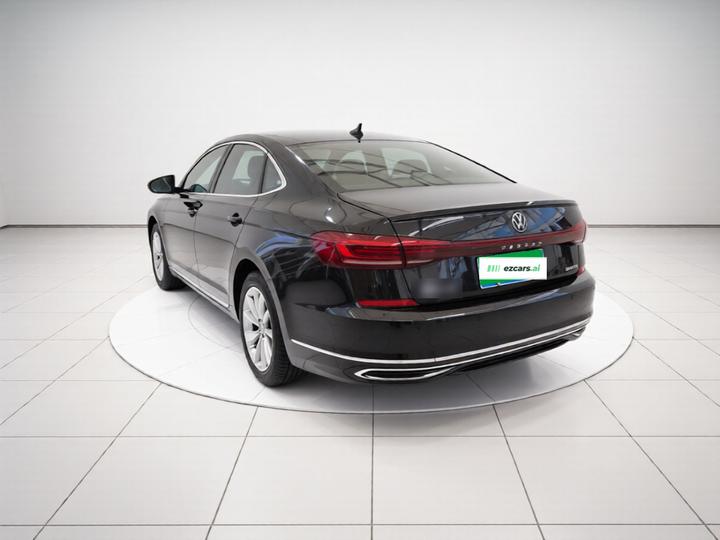 Passat 2023 280TSI Business photo 4