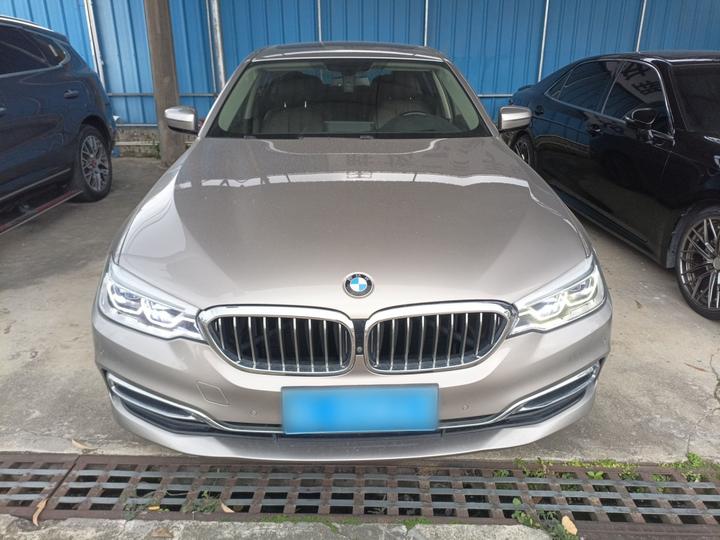 5 Series 2019 530Li Exclusive Luxury photo 2