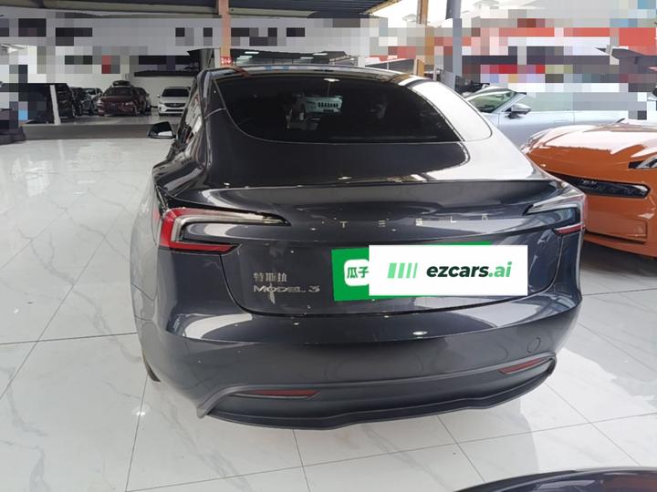 Model 3 2023 RWD photo 5