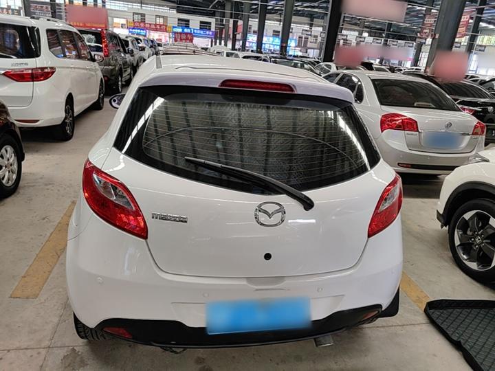 2 2012 Hatchback 1.5L AT Value photo 5