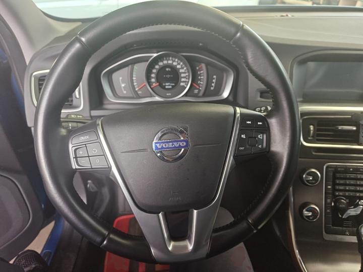 V60 2014 T5 photo 6