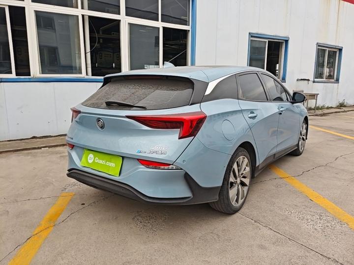 6 2020 PHEV photo 6
