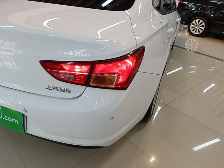 Verano 2015 Sedan 15S AT Leading photo 7