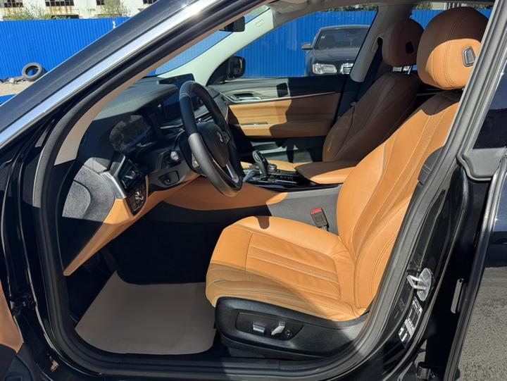 6 SeriesGT 2021 Facelift 630i Luxury Design Package photo 6