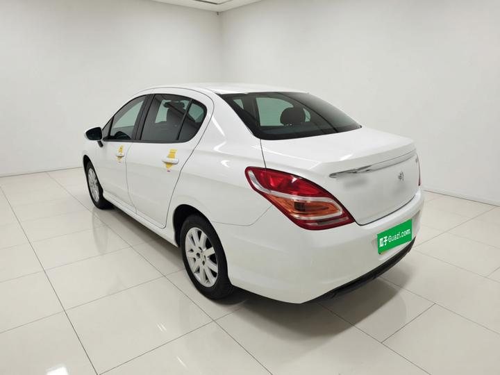308 2013 1.6L AT photo 4