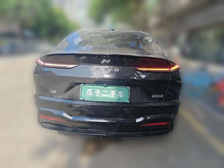 L60 2024 60kWh RWD photo 3