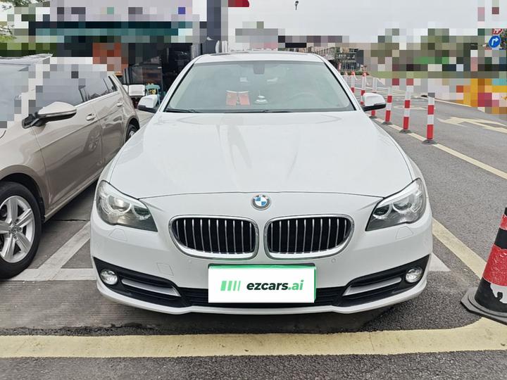5 Series 2017 525Li Leading photo 2