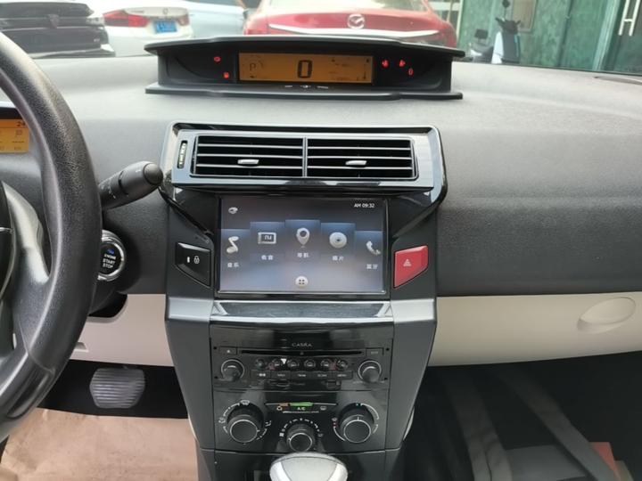2016 Classic Sedan 1.6L AT photo 8