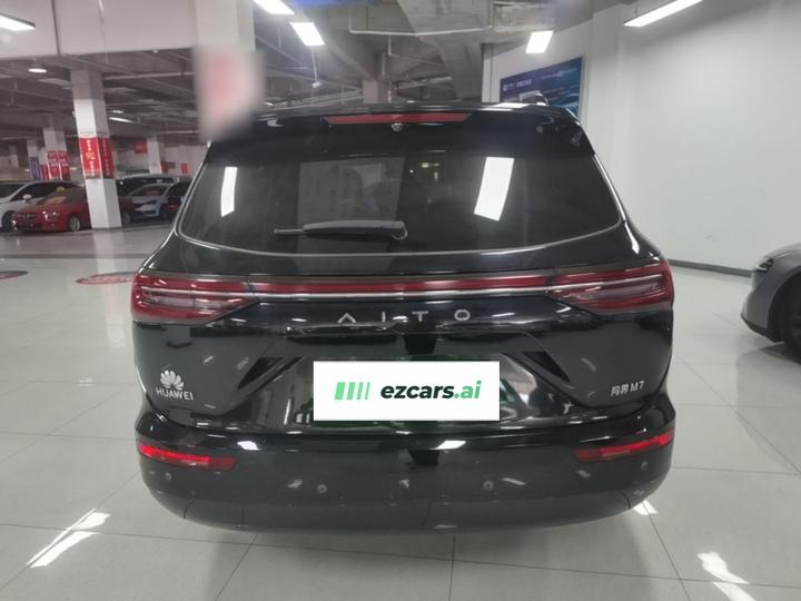 HIMA AITO M7 2024 1.5T ADAS AWD Ultra 5-Seater photo 3