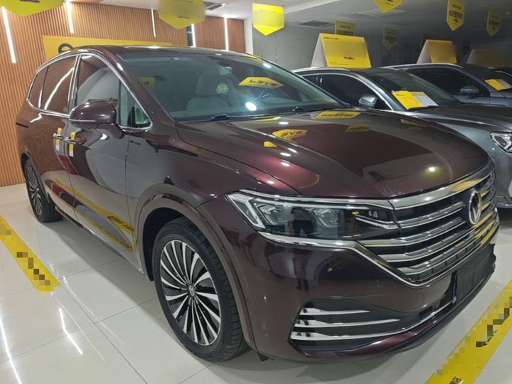 Viloran 2024 380TSI Premium photo 3