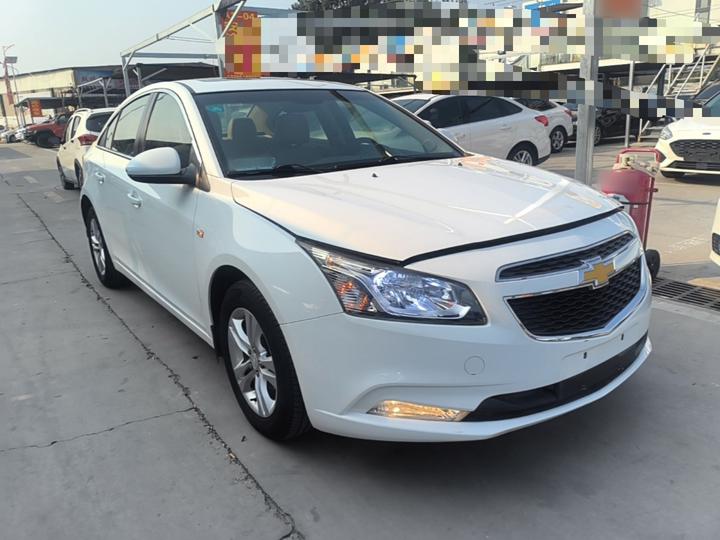 2015 1.5L Classic SE MT photo 3