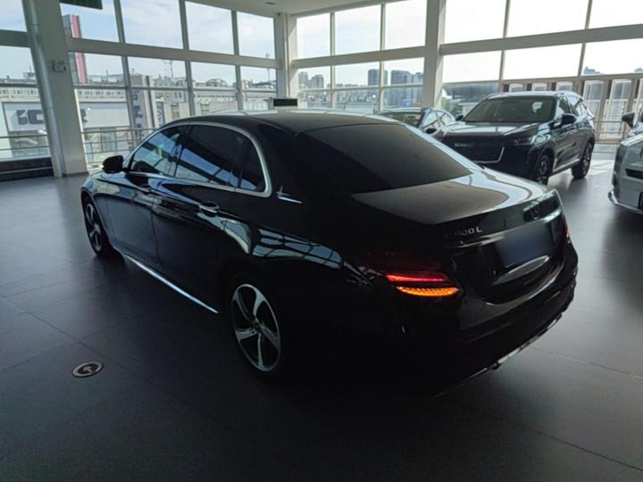 E-Class 2017 E 300 L Sport Fashion photo 4