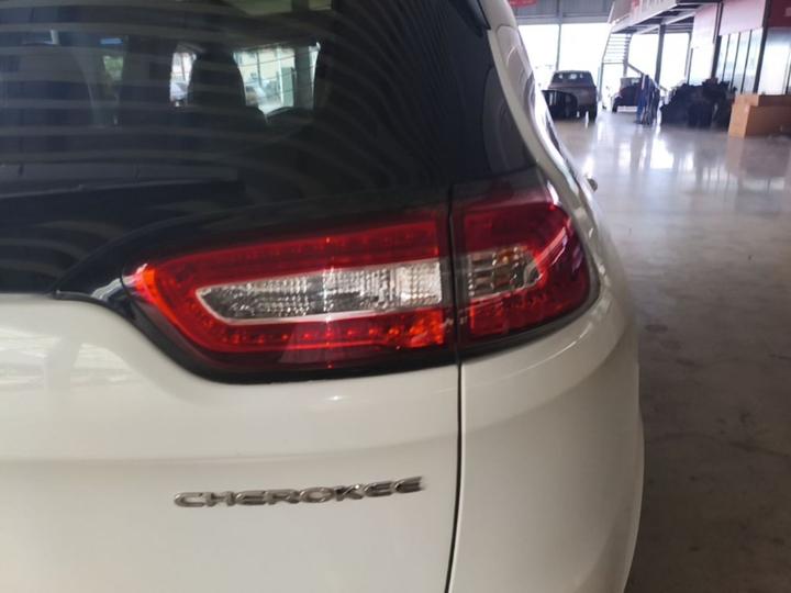 Cherokee 2017 2.4L Excellence photo 7
