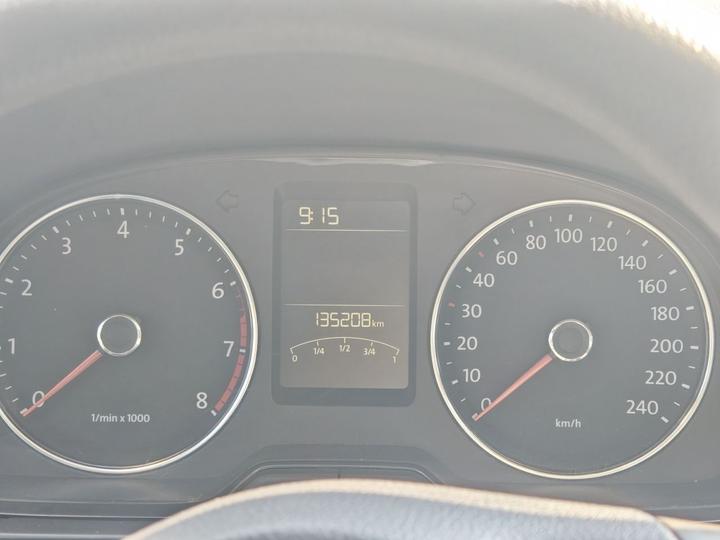 Lavida 2013 Facelift Classic 1.6L AT Comfort photo 2