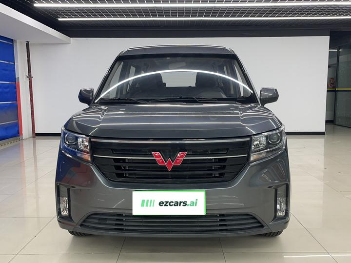 Wuling 2021 1.5T MT Luxury photo 2