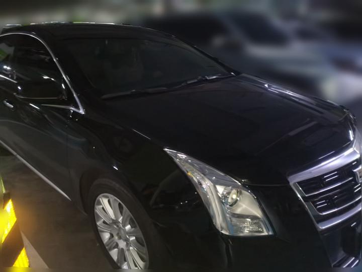 XTS 2017 28T Tech photo 3