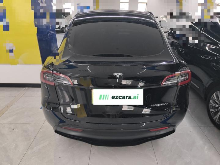 Model Y 2022 Facelift RWD photo 3