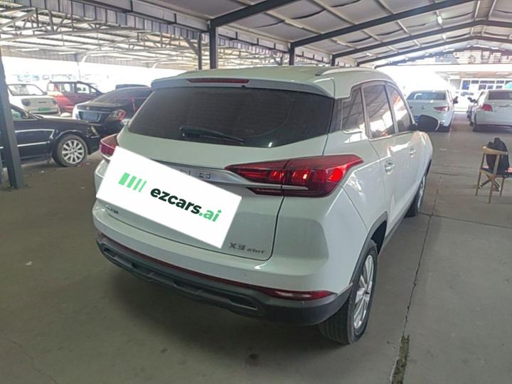 BAIC X3 2019 1.5T CVT Honor photo 6