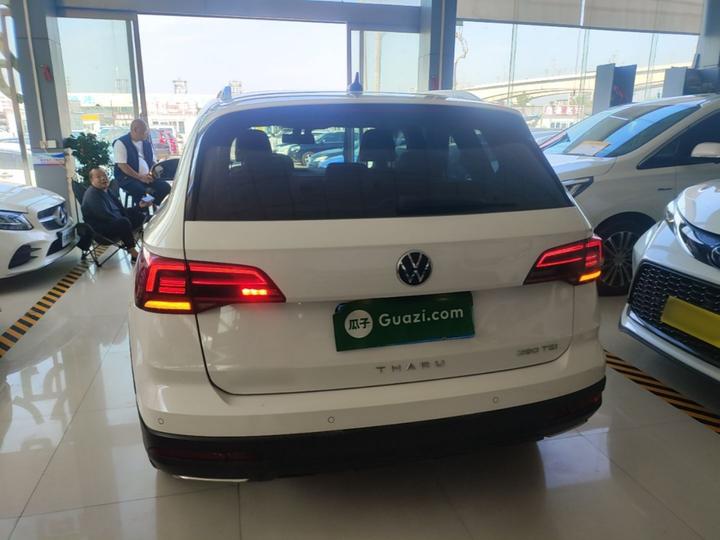 Tharu 2022 280TSI RWD Luxury photo 5