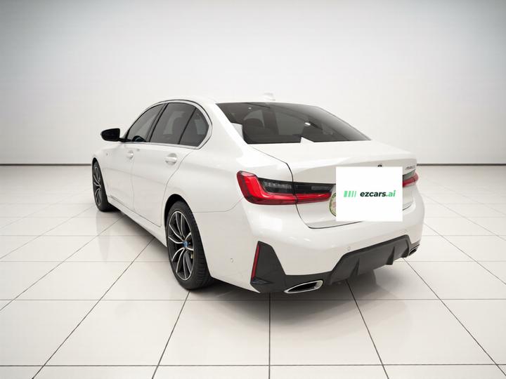 3 Series 2025 325Li M Sport Package photo 4