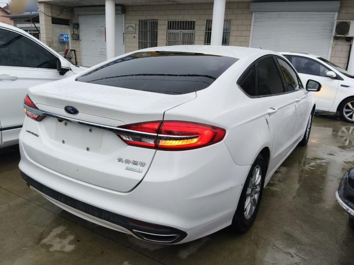 Mondeo 2017 EcoBoost 180 Comfort photo 4