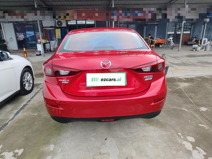 3 Axela 2017 Sedan 2.0L AT Premium China V photo 5