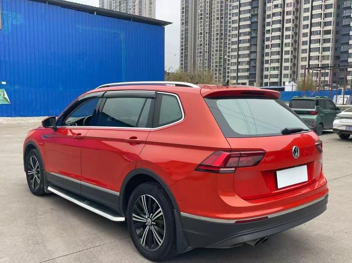 Tiguan L 2017 330TSI AT RWD Flagship photo 4