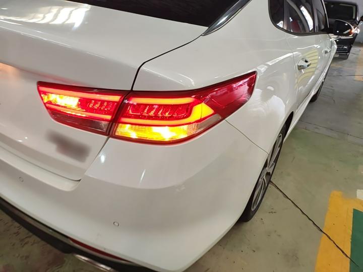 K5 2017 2.0L AT 15 Special LUX photo 7